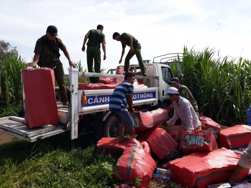 Long An: Tiếp tục tiêu hủy thuốc lá nhập lậu