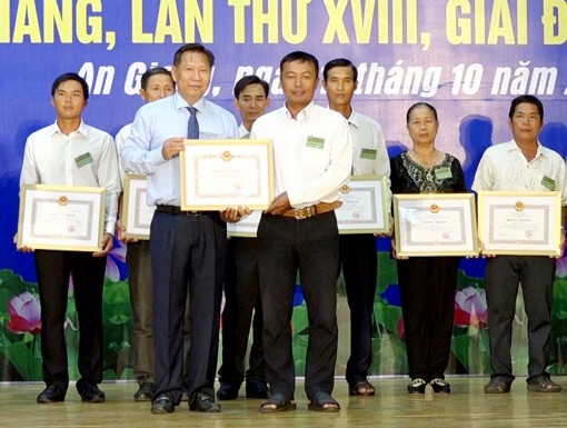 Lan tỏa phong trào nông dân sản xuất - kinh doanh giỏi