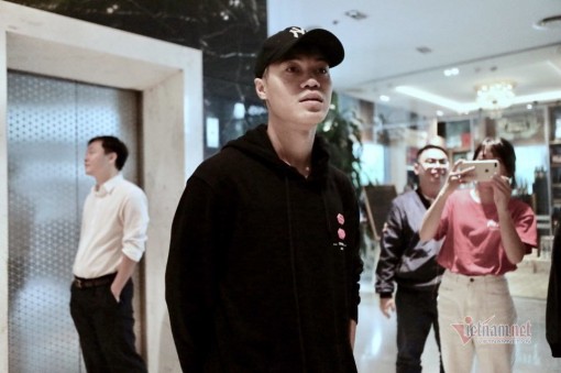 Tuyển Việt Nam hội quân: Vắng hàng loạt, Văn Toàn sớm nhất