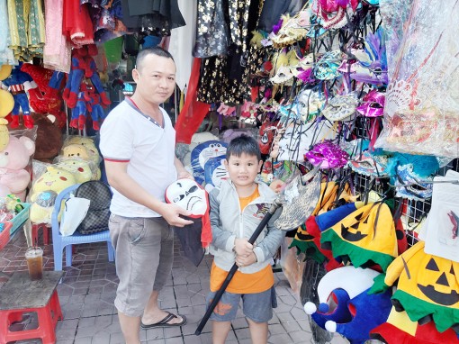 Nhộn nhịp thị trường Halloween