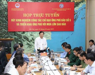 Phó Thủ tướng Trịnh Đình Dũng: Tập trung khắc phục hậu quả bão số 5