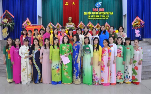 Nâng cao tỷ lệ phụ nữ tham gia lĩnh vực chính trị ở Phú Tân