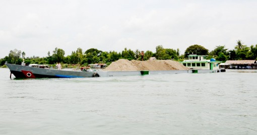 Chấn chỉnh hoạt động khai thác khoáng sản cát sông, cát núi