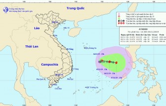 Áp thấp nhiệt đới gây mưa dông, gió giật cấp 8-9 ở Biển Đông