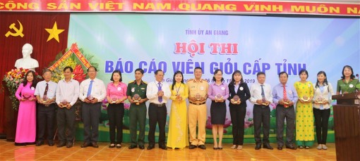 Khai mạc Hội thi Báo cáo viên giỏi cấp tỉnh năm 2019