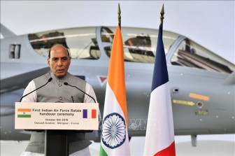 Ấn Độ tuyên bố tiếp tục hợp tác quốc phòng với Nga