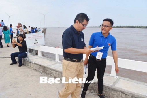 Thanh niên Bạc Liêu và cái nhìn thiện cảm của du khách