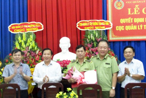Công bố quyết định bổ nhiệm Cục trưởng Cục Quản lý thị trường Long An