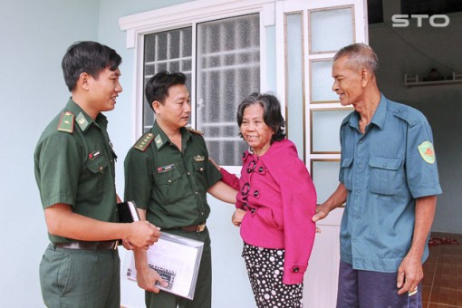 Đưa pháp luật đến với nhân dân