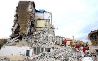 Albania dừng chiến dịch tìm kiếm người sống sót sau động đất