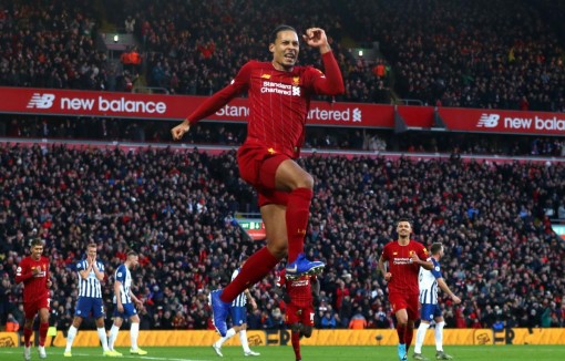 Liverpool bỏ xa Man City 11 điểm, Tottenham lại thắng kich tính