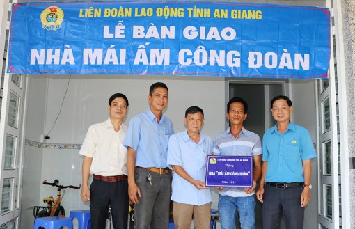 121 căn nhà Mái ấm Công đoàn cho đoàn viên ổn định chỗ ở