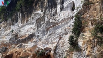 Yên Bái ngăn chặn khai thác đá cảnh trái phép ở Suối Lóp
