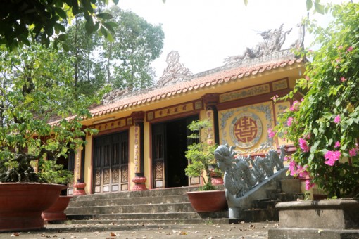 Viếng thăm ngôi cổ tự 200 năm tuổi ở Lai Vung