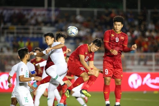 U22 Việt Nam - U22 Singapore: Tự tin nhưng đừng khinh địch