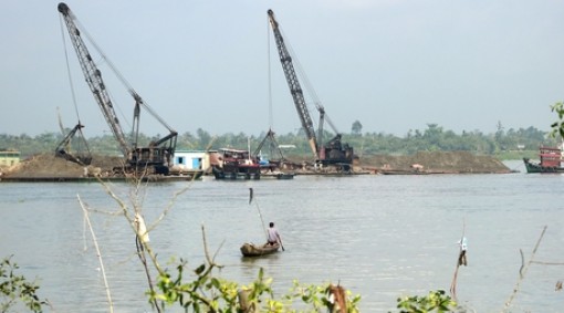 Khai thác cát trái phép ngày càng phức tạp, tinh vi
