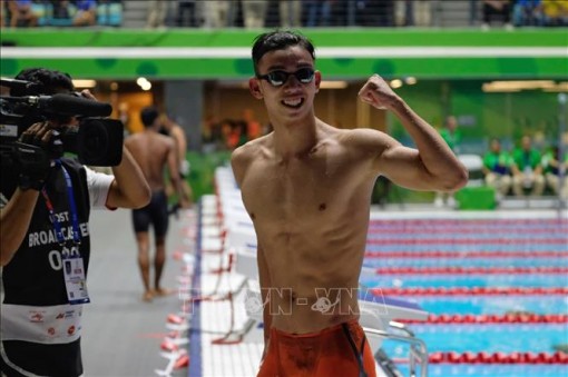 Kình ngư Huy Hoàng lập kỷ lục SEA Games nội dung 1.500m tự do nam