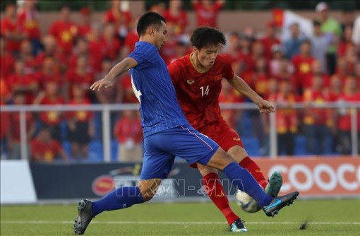 Thủ tướng chúc mừng Đội tuyển bóng đá U22 nam và nữ tại SEA Games 30