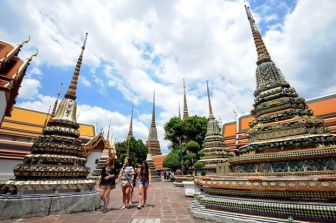 Thái Lan tăng cường thu hút khách Việt Nam lần đầu tới Xứ chùa Vàng