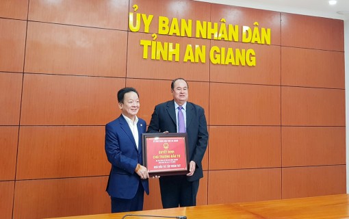 An Giang trao quyết định chủ trương đầu tư 2 dự án của Tập đoàn T&T
