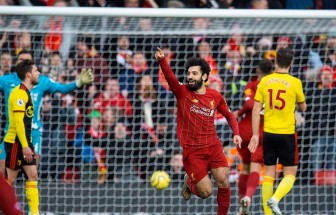 Mohamed Salah lập cú đúp, Liverpool vẫn bất bại ở Premier League