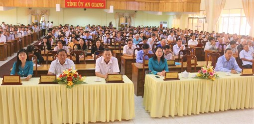 Hội nghị nghiên cứu, học tập và làm theo Bác năm 2020