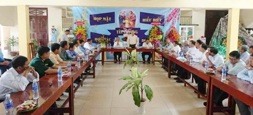 Phó Bí thư Thường trực Tỉnh ủy Võ Anh Kiệt dự Họp mặt truyền thống Giáo hạt Châu Đốc 2019