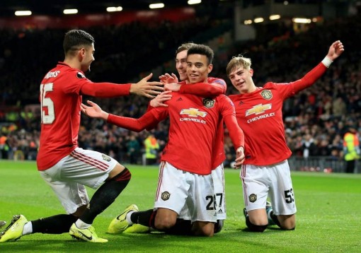 Greenwood làm điều kinh ngạc ở MU, cướp chỗ Martial