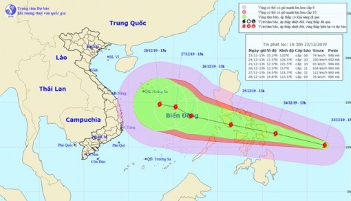 Xuất hiện cơn bão mạnh Phanfone đang hướng vào Biển Đông