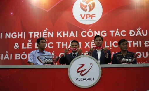 Hà Nội FC đối đầu Nam Định ngày khai mạc V-League 2020