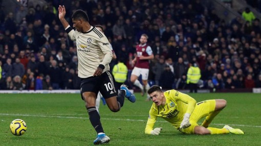 Martial và Rashford lập công, MU giành trọn 3 điểm trên sân Burnley