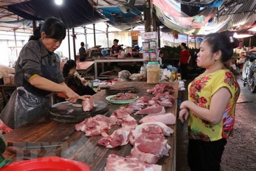 Bộ Tài chính: Nhiều mặt hàng chịu áp lực tăng giá trong dịp cuối năm