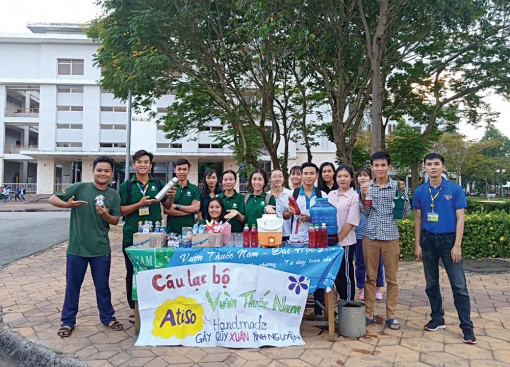 Trường Đại học An Giang góp sức xây dựng xã hội học tập