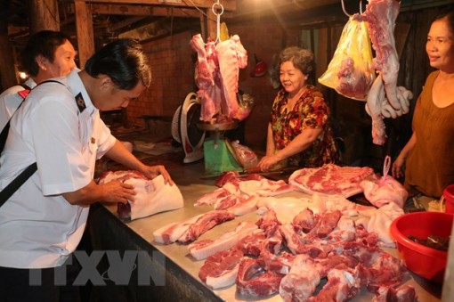 Bình ổn giá, đảm bảo nguồn cung thịt lợn tại khu vực phía Nam