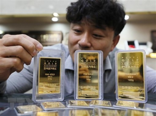 Giá vàng châu Á chốt năm 2019 ở mức cao trong hơn ba tháng