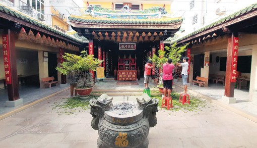 Người Hoa đón Tết