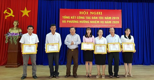 Thêm 1.260 hộ đồng bào dân tộc thiểu số ở An Giang thoát nghèo