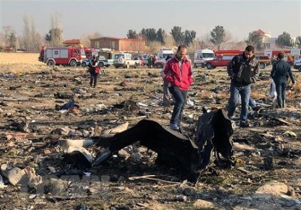 Ukraine mời Thụy Điển tham gia điều tra vụ rơi máy bay ở Iran