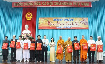 Họp mặt nhân sĩ, trí thức, dân tộc, tôn giáo, Việt kiều tiêu biểu mừng Xuân Canh Tý 2020
