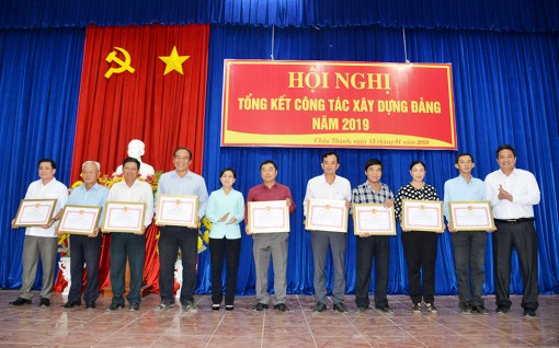 Châu Thành: Đổi mới, kiện toàn, nâng cao chất lượng công tác tổ chức xây dựng Đảng