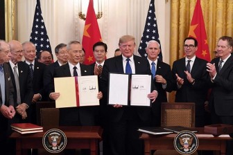 Mỹ và Trung Quốc chính thức ký thỏa thuận thương mại giai đoạn 1