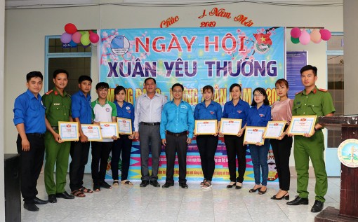 Rộn ràng Ngày hội “Xuân yêu thương” năm 2020