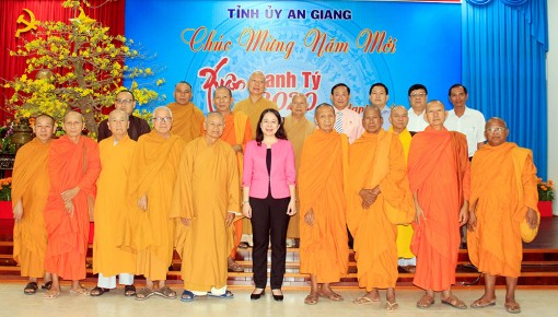 Ban Trị sự Phật giáo tỉnh An Giang và Ban đại diện cộng đồng Hồi giáo tỉnh chúc Tết Tỉnh ủy