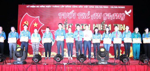 “Tuổi trẻ An Giang sắt son niềm tin với Đảng”