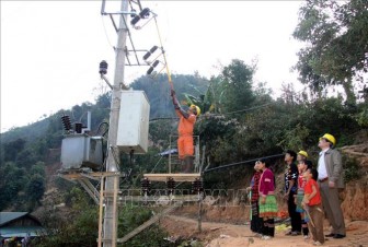 Bản vùng sâu ở Lai Châu có điện lưới quốc gia đón Tết Nguyên Đán