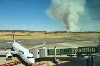 Cháy rừng tại Australia: Sân bay ở thủ đô Canberra dừng hoạt động