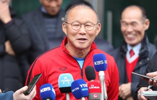 HLV Park: "Chúc bóng đá Việt Nam hoàn thành giấc mơ trong năm mới"