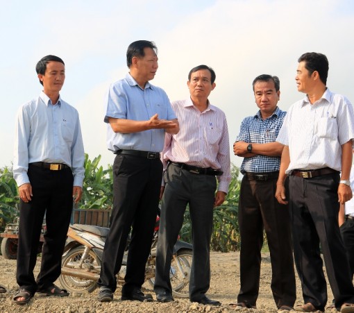 Phó Chủ tịch UBND tỉnh An Giang Trần Anh Thư thăm đồng đầu năm