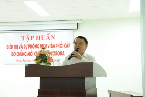 Long An: Tập huấn điều trị và dự phòng dịch bệnh do virus Corona