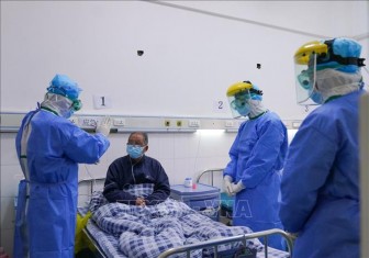 Dịch viêm đường hô hấp cấp do nCoV: Trung Quốc phát triển robot thay y tá lấy mẫu dịch bệnh